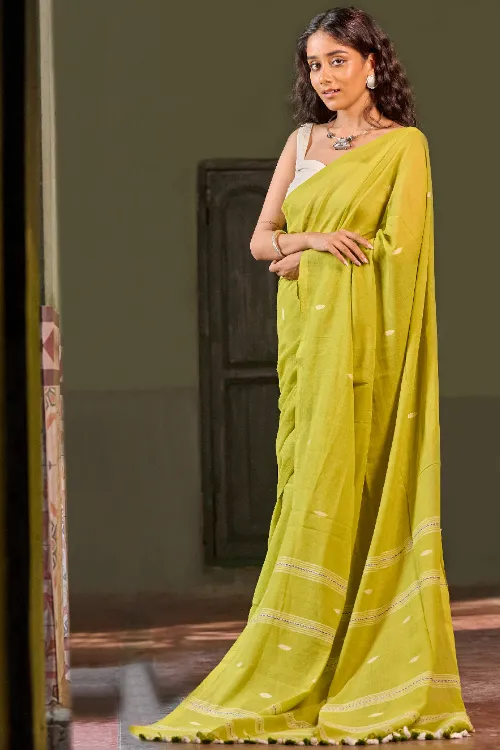 The ICH Bengal Vibes. Handwoven Jamdani Soft Mul Cotton Saree - Lime Poetry - Image 5
