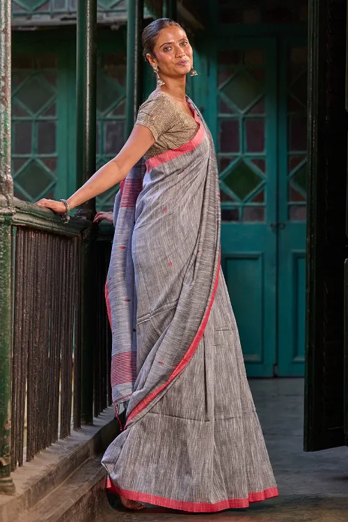 The ICH Bengal Vibes. Handwoven Jamdani Soft Mul Cotton Saree - Silver Smoke - Image 5