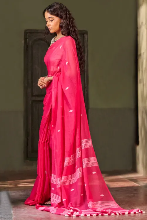 The ICH Bengal Vibes. Handwoven Jamdani Soft Mul Cotton Saree - Vibrant Blush - Image 5