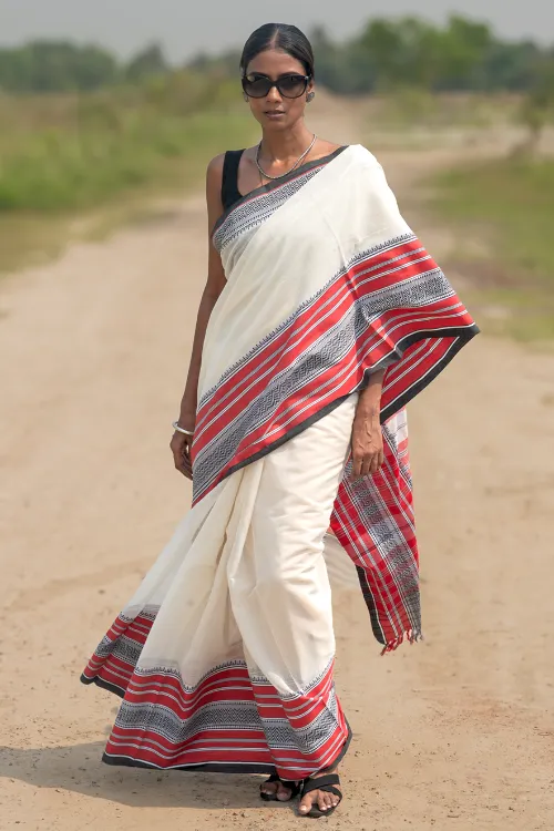 THE ICH Bengal Weaves. Handwoven Soft Cotton Saree - Ivory Tartan - Image 4