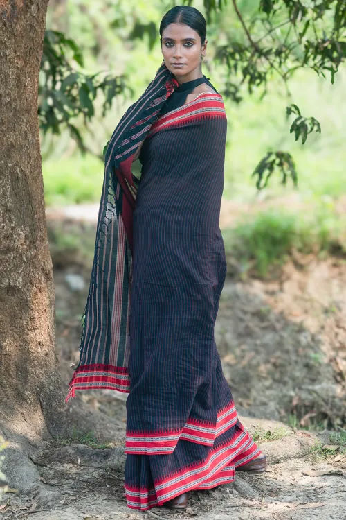 THE ICH Bengal Weaves. Handwoven Soft Cotton Saree - Midnight Ember - Image 5