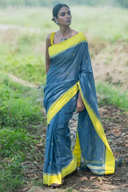 THE ICH Bengal Weaves. Handwoven Soft Cotton Saree - Monsoon Lime - Image 2