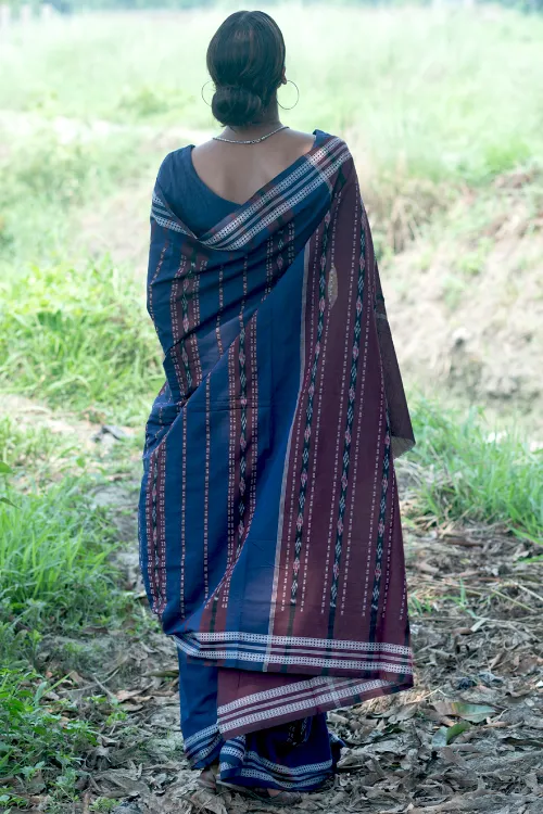The ICH Sambalpuri Handwoven Ikat Soft Cotton Saree - Indra Neel - Image 7