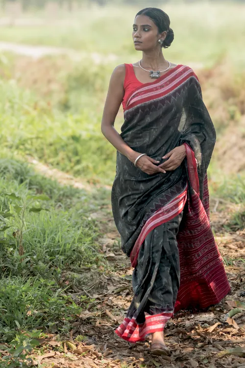 The ICH Sambalpuri Handwoven Ikat Soft Cotton Saree - Kansa Raag - Image 6