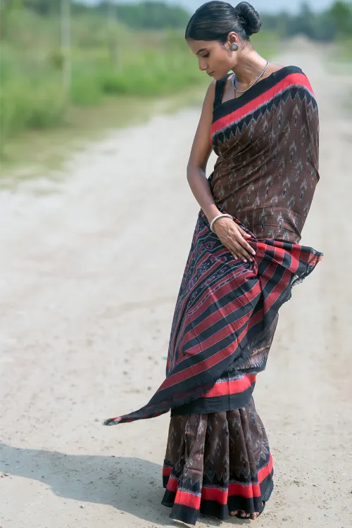 The ICH Sambalpuri Handwoven Ikat Soft Cotton Saree - Man Kasturi - Image 4