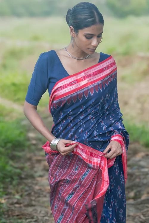 The ICH Sambalpuri Handwoven Ikat Soft Cotton Saree - Neel Megh - Image 2