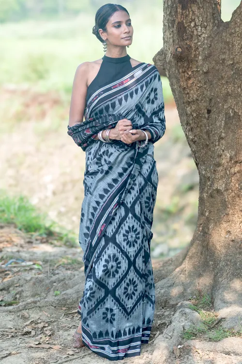 The ICH Sambalpuri Handwoven Ikat Soft Cotton Saree - Phool Bhag - Image 3