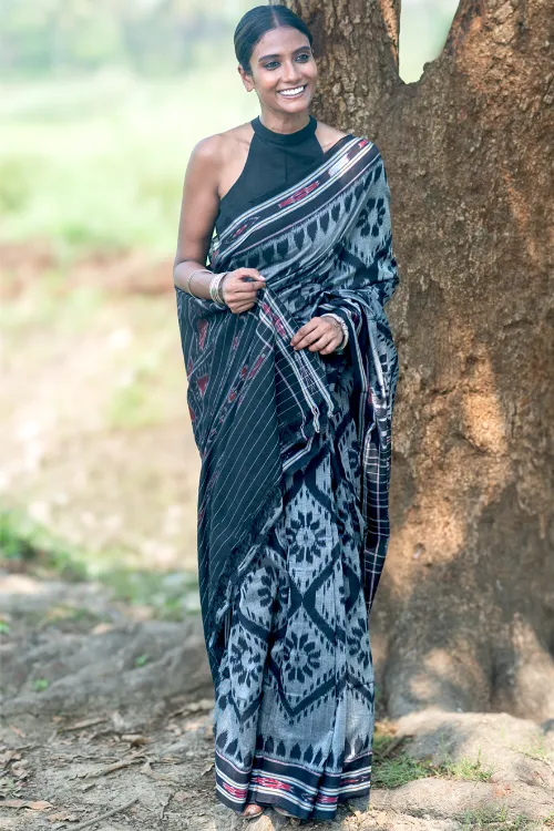 The ICH Sambalpuri Handwoven Ikat Soft Cotton Saree - Phool Bhag - Image 4