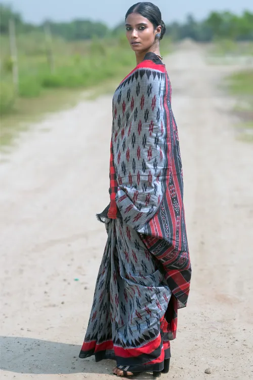 The ICH Sambalpuri Handwoven Ikat Soft Cotton Saree - Rudr Megh - Image 3