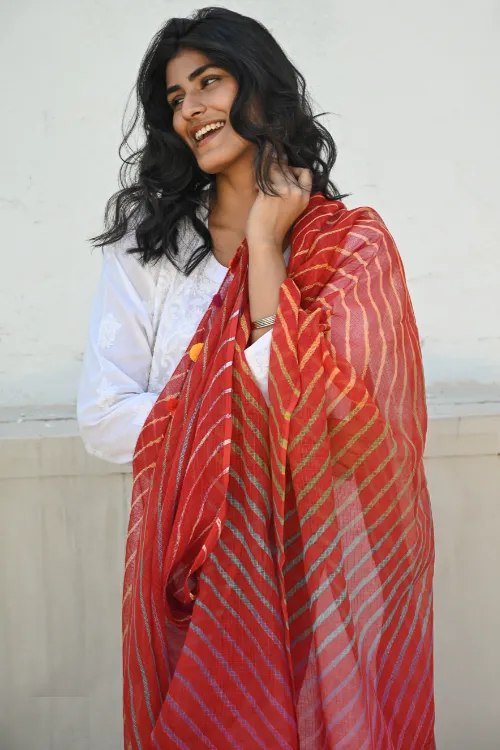 The ICH Soft Lehariya Kota Doria Cotton Dupatta - Scarlet Red - Image 5