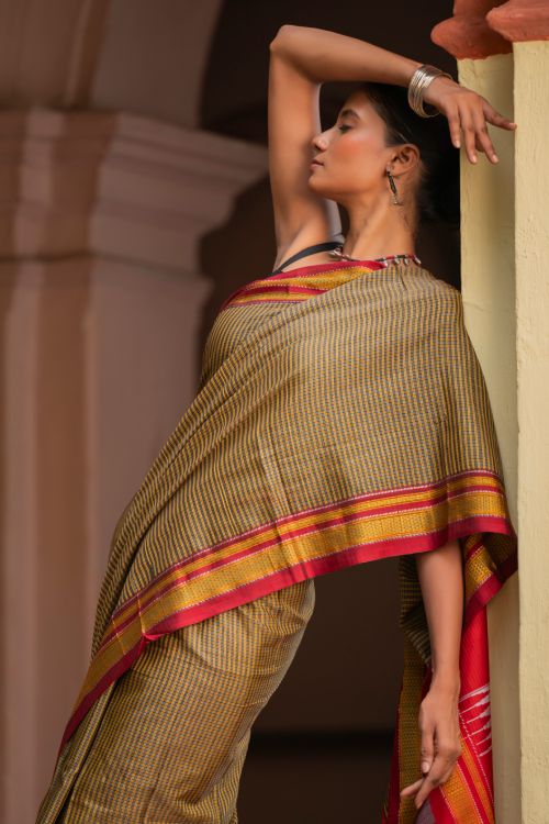 TICH Deccan Elegance. Maharashtrian Small Checks Lugadi Saree - Kesar Katha - Image 4