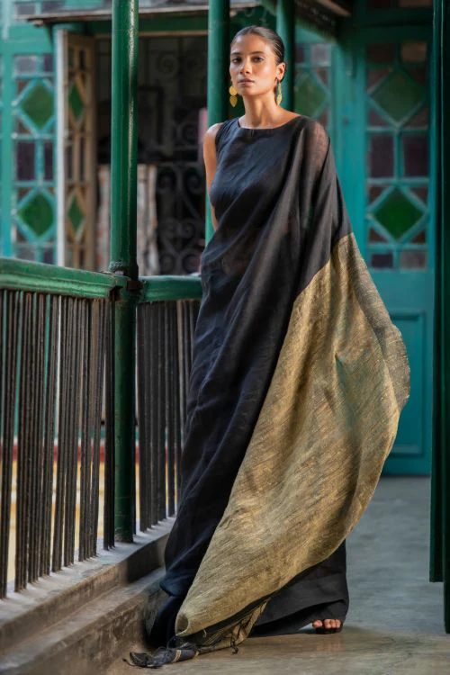 TICH Elegant Handwoven Bengal Linen Saree - Charcoal Dusk - Image 3