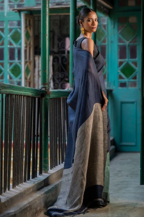 TICH Elegant Handwoven Bengal Linen Saree - Midnight Whisper - Image 12