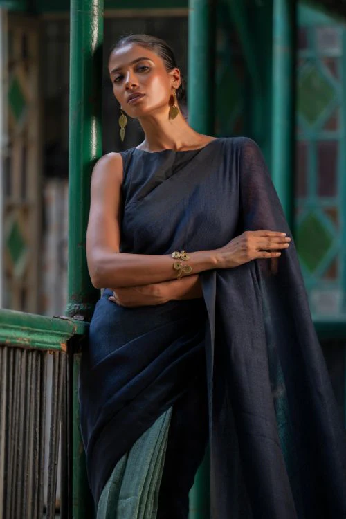 TICH Elegant Handwoven Bengal Linen Saree - Midnight Whisper - Image 2