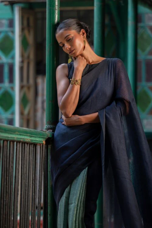 TICH Elegant Handwoven Bengal Linen Saree - Midnight Whisper - Image 3