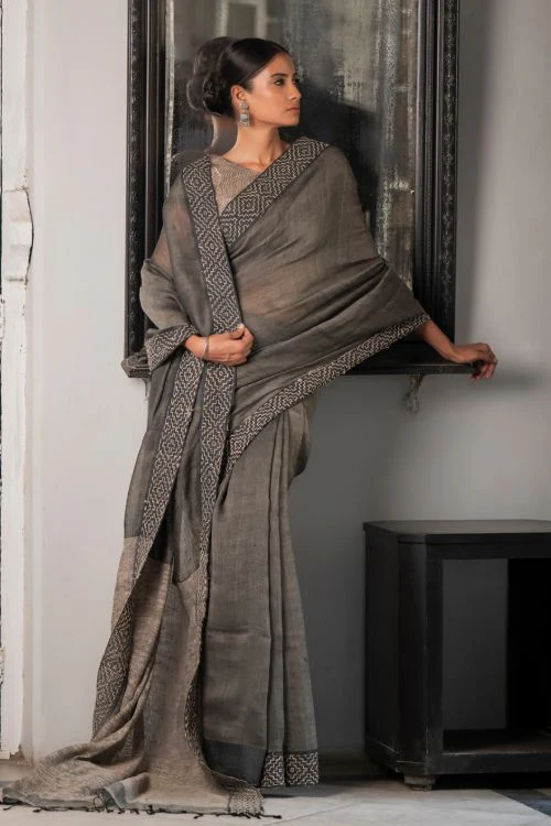 TICH Elegant Kantha Embroidered Handwoven Bengal Linen Saree - Smokeleaf - Image 6