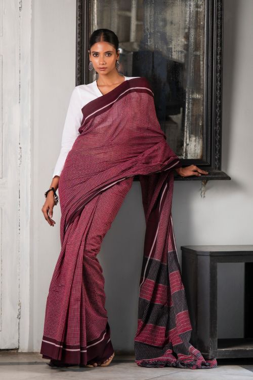 TICH Ethnic Elegance. Handwoven Pateda Aanchu Saree - Semmani - Image 4