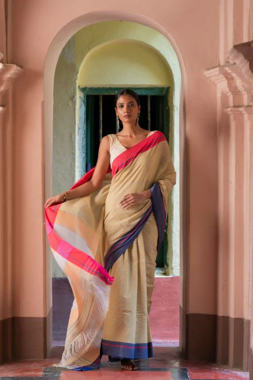 TICH Ethnic Elegance. Handwoven Pateda Aanchu Saree - ThenMazhai