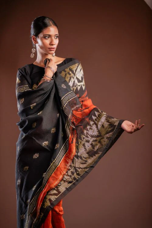 TICH Exclusive Handwoven Bengal Linen Jamdani Saree - Gulab Veena - Image 5