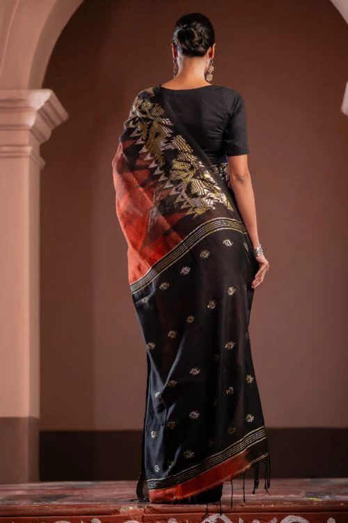 TICH Exclusive Handwoven Bengal Linen Jamdani Saree - Gulab Veena - Image 7