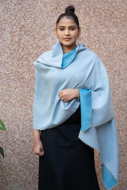 TICH Exclusive Reversible Soft Kashmiri Wool Stole - Light & Dark Blue - Image 2