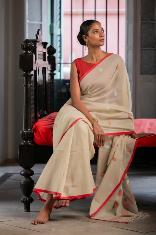 TICH Exclusive Soft Handwoven Bengal Cotton Jamdani Saree - Charuneer - Image 7