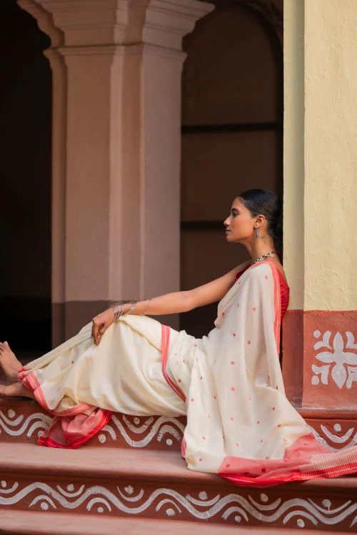 TICH Exclusive Soft Handwoven Bengal Cotton Jamdani Saree - Classic Dots - Image 3