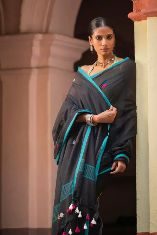 TICH Exclusive Soft Handwoven Bengal Cotton Jamdani Saree - Midnight Pixel - Image 5