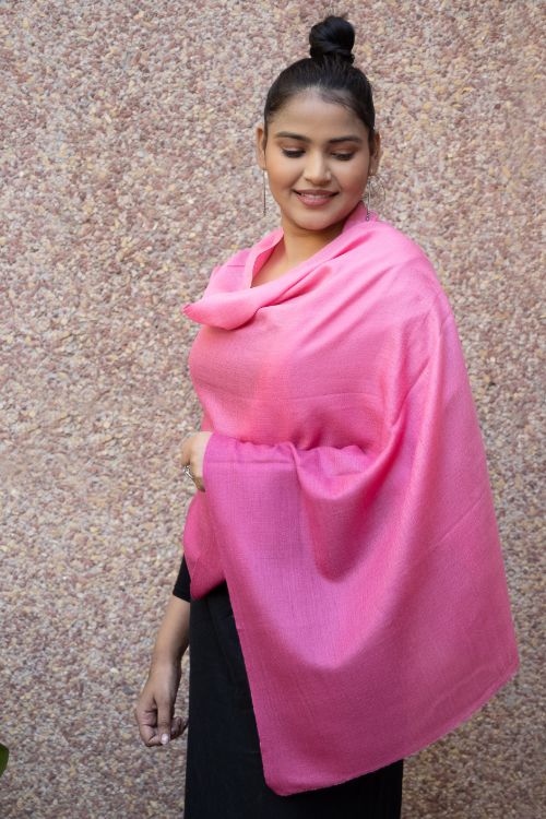 TICH Fine, Soft Kashmiri Ombre Wool Stole - Shades Of Pink - Image 3