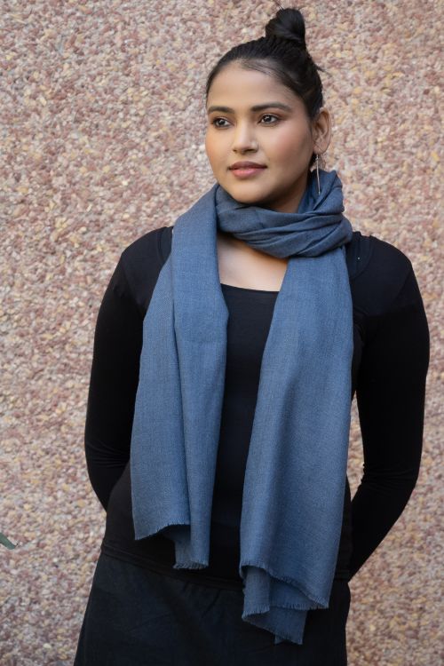 TICH Fine, Soft Kashmiri Plain Wool Stole - Steel Grey - Image 4