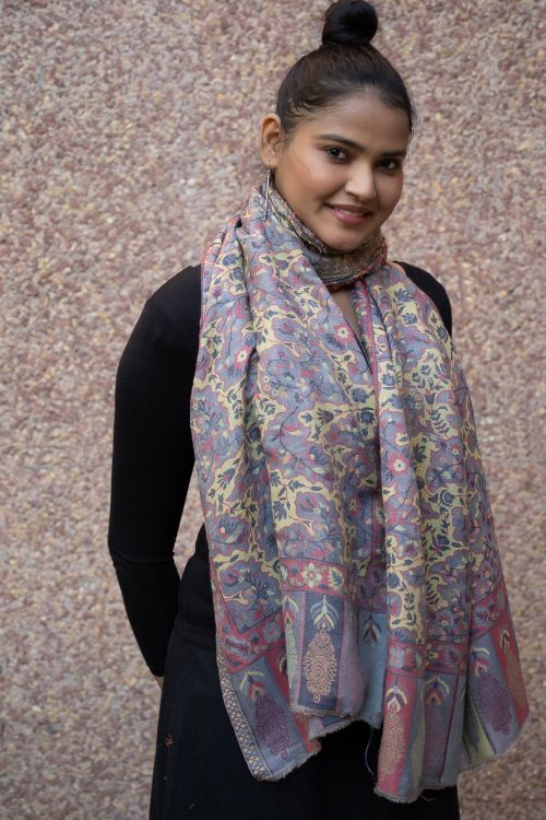 TICH Fine, Soft Kashmiri Wool Stole - Lemon Floral - Image 10