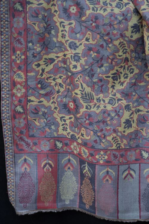 TICH Fine, Soft Kashmiri Wool Stole - Lemon Floral - Image 7