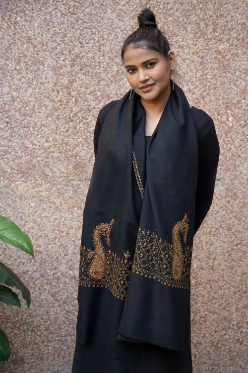 TICH Fine Sozni Hand Embroidered Pure Wool Stole - Ambi - Image 3