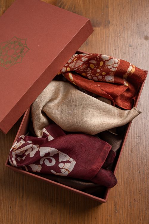 TICH Heritage Batik Print Pocket Squares (Set of 3)-Beige, Rust & Maroon - Image 2