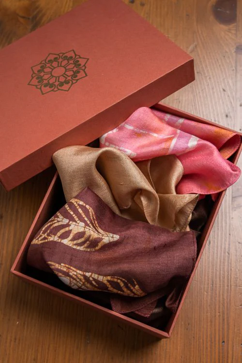 TICH Heritage Batik Print Pocket Squares (Set of 3)-Beige, Wine & Peach - Image 2