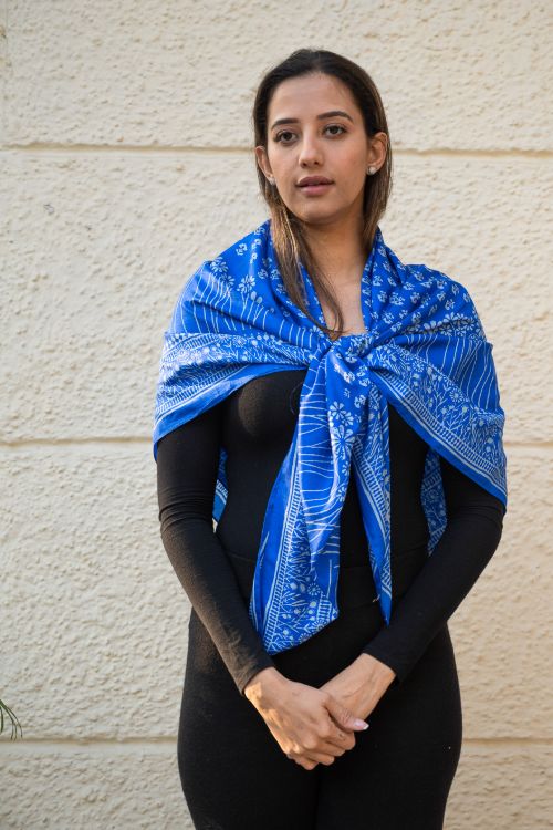 TICH Light & Elegant Silk Printed Stole - Royal Blue Flora - Image 3