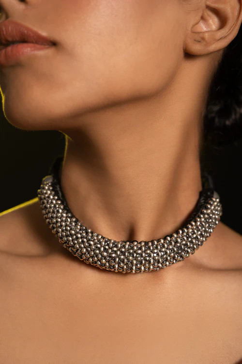 TICH Pure Silver Traditional Maharashtrian Neckpiece - Gadithushi