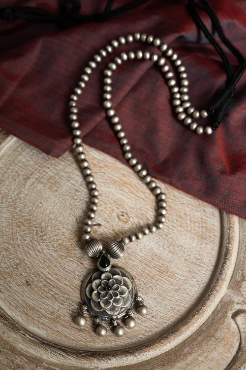 TICH Pure Silver Traditional Maharashtrian Neckpiece - Gulab - Image 4