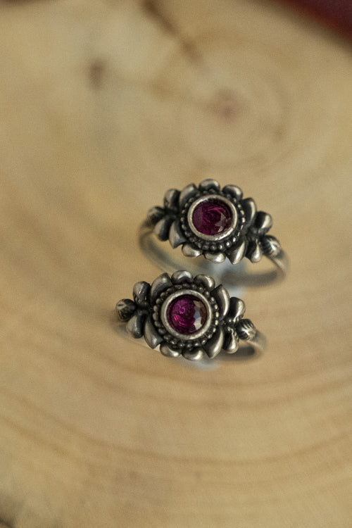 TICH Pure Silver Traditional Maharashtrian Toe Rings - Padmaja (Set Of 2) - Image 2