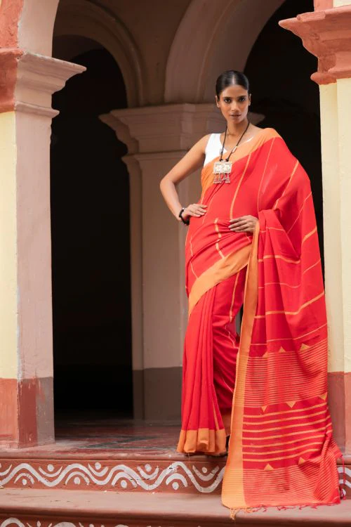 TICH Soft & Light. Handwoven Bengal Cotton Saree - Binyas - Image 2