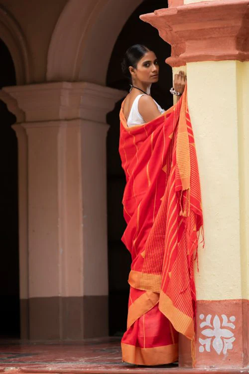 TICH Soft & Light. Handwoven Bengal Cotton Saree - Binyas - Image 4