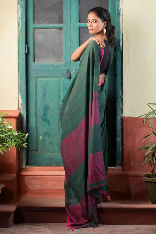 TICH Soft & Light. Handwoven Bengal Cotton Saree - Garden Noir - Image 5