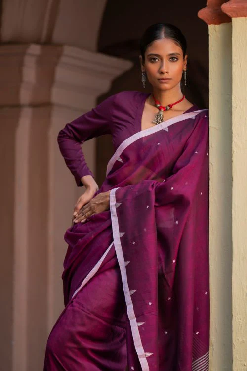 TICH Soft & Light. Handwoven Bengal Cotton Saree - Maroon Reverie - Image 2