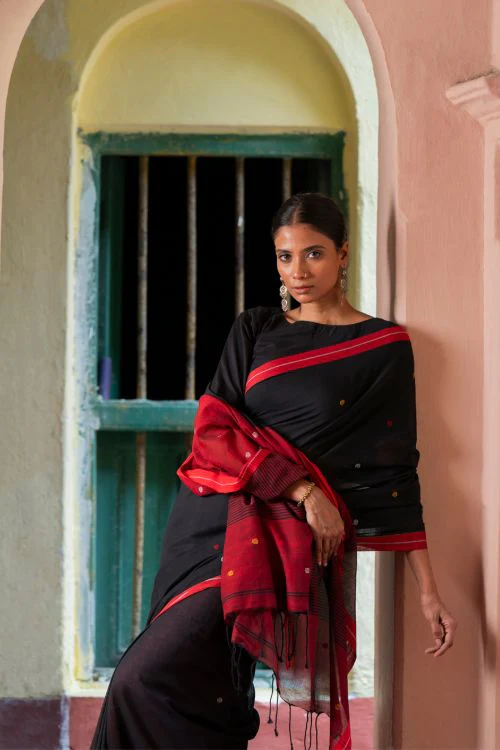 TICH Soft & Light. Handwoven Bengal Cotton Saree - Raat Baheli - Image 5