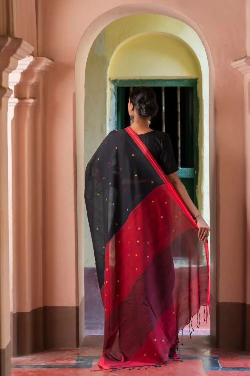 TICH Soft & Light. Handwoven Bengal Cotton Saree - Raat Baheli - Image 8
