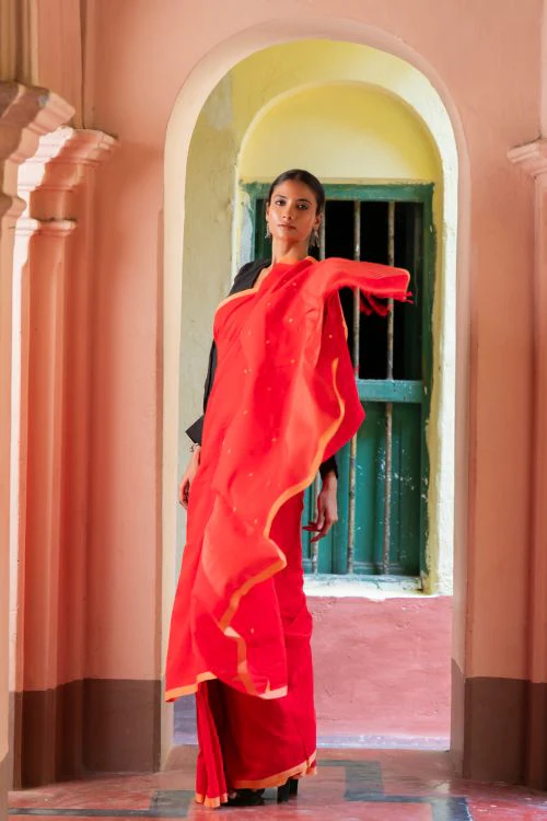 TICH Soft & Light. Handwoven Bengal Cotton Saree - Rang Dhara - Image 4