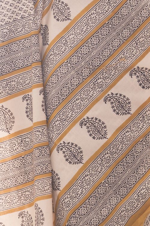TICH Summer Classics. Bagru Block Printed Mulmul Cotton Saree - Ochre & Black Florets - Image 2