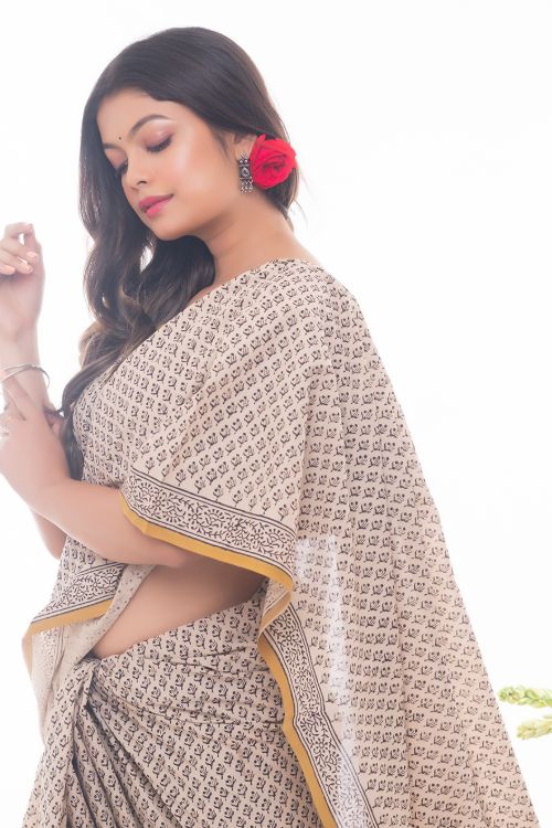 TICH Summer Classics. Bagru Block Printed Mulmul Cotton Saree - Ochre & Black Florets - Image 3