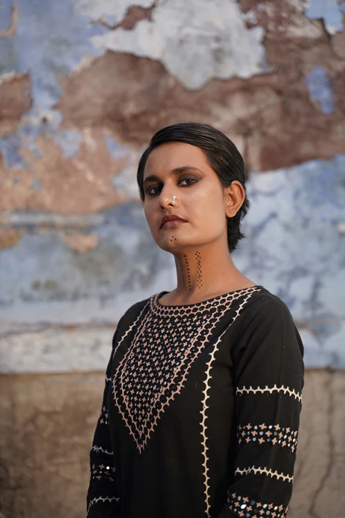 Urmul 'AFSOON' Handloom  Kurti set (Kurti,Pant) - Image 3