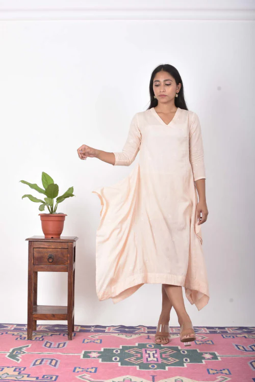 Urmul "Chandani" hand embroidered Chanderi kurta.